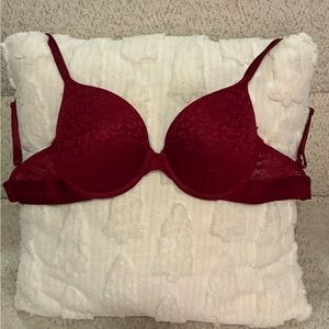 Elegant Red Women's Bra